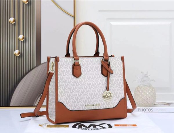 Michael Kors Women's Medium Tote Bag (Brown) - Image 2