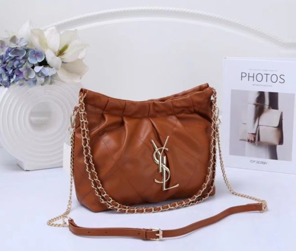 Luxury Quilted Shoulder Bag with Chain Strap - Image 2
